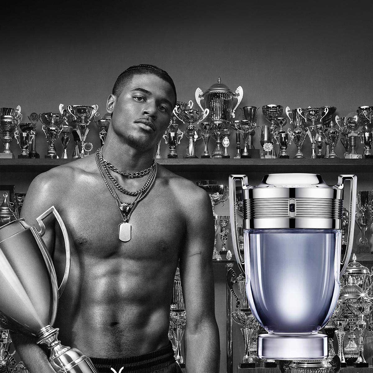 Fragancia masculina INVICTUS EAU DE TOILETTE Paco Rabanne en Sephora Mexico